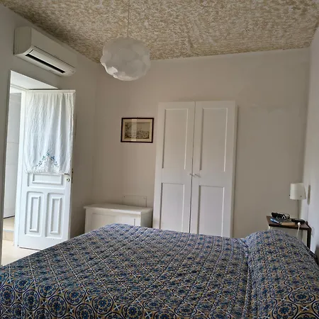 Dom wakacyjny Cozy & Charming House On The Sorrento Coast Vico Equense